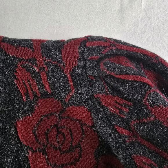New Wang Kong VTG Rose Floral Grey Red Woman Cardigan Jacket Large Grannycore - Picture 8 of 9